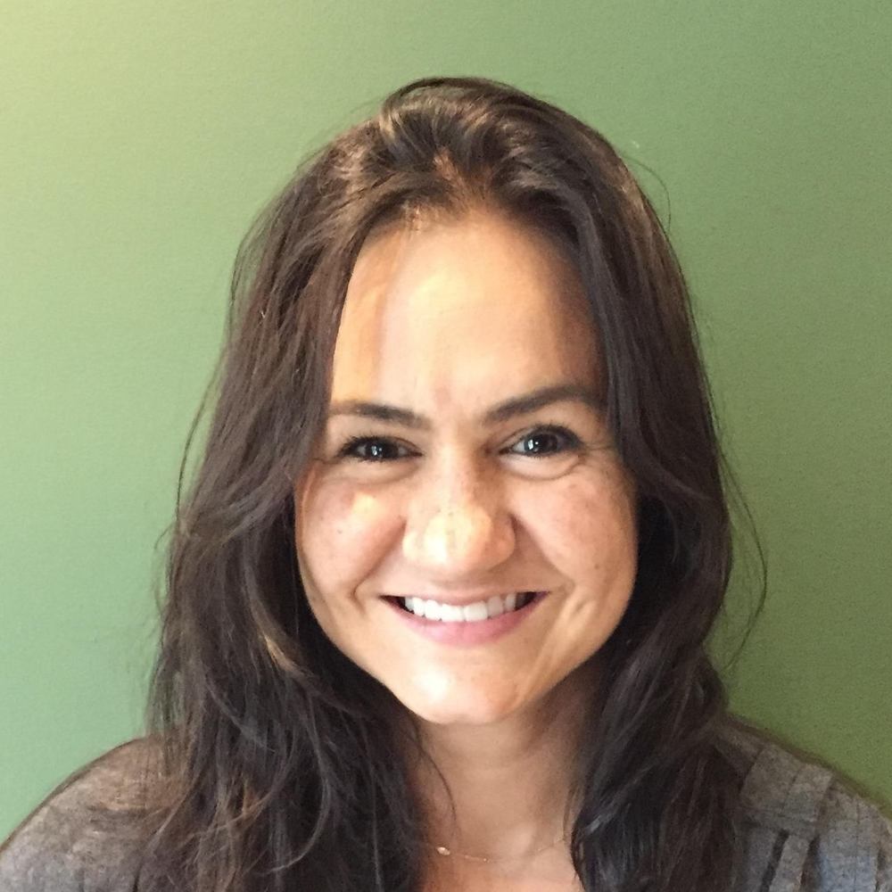 Meet your Posher, Claudia